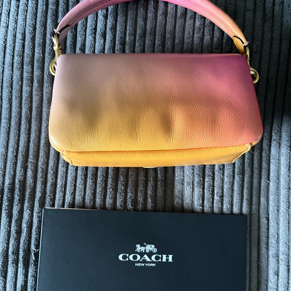 Coach tabby bag - Picture 3 of 10